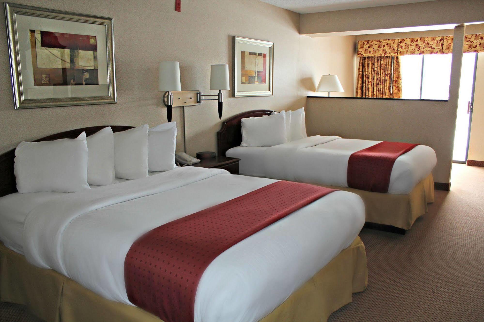 Express Suites Riverport Inn & Suites Winona Exterior photo